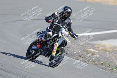 media/Feb-05-2023-Classic Track Day (Sun) [[c35aca4a42]]/Group 3/session 1 turn 9/